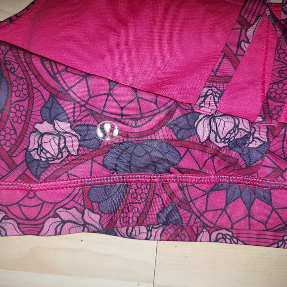 Lululemon Energy Bra - Picture 5 of 6